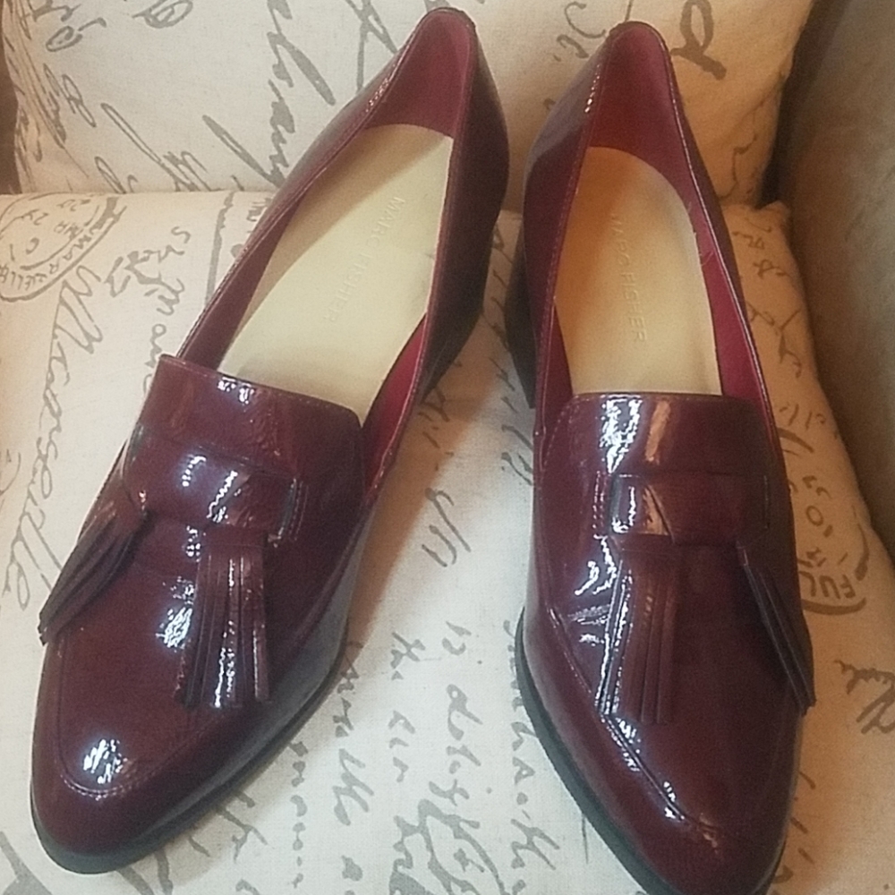 Marc Fisher Burgandy shoes
